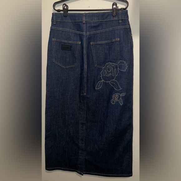 NWOT Ganni Appliquéd Floral-Embroidered Mid-Rise Stretch-Organic Denim MaxiSkirt - Picture 8 of 17